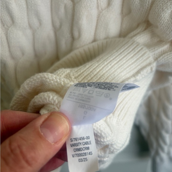 Like new size L Old Navy Women's Cream Slouchy Cable-Knit Button Front Cardigan - Picture 8 of 10